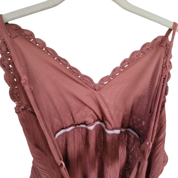 Hint of Blush Sz S Mauve Boho Maxi Dress Tiered Crochet Lace Open Back Festival - Picture 10 of 13